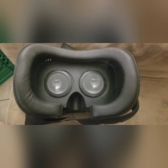 VR for Smartphones (Reserved) - Picture 4 of 8